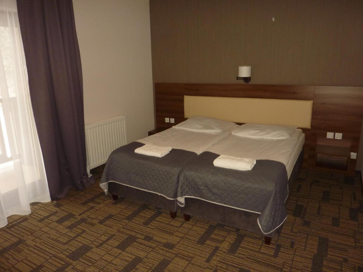 Centrum Promocji Lesnictwa W Mucznem Resort Lutowiska